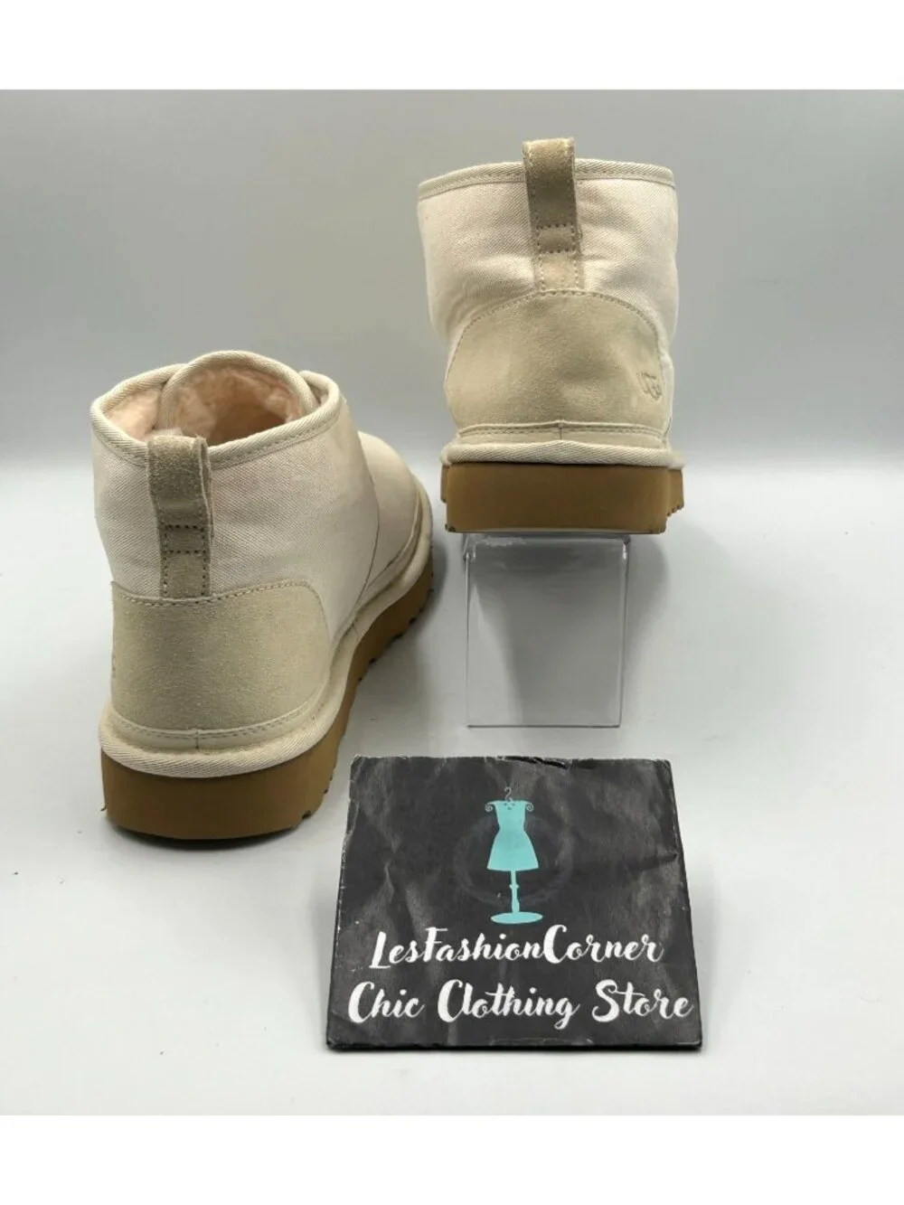 NWOB UGG Mens Beige Canvas Neumel II Wool Lined Lace-Up Chukka Boots Sz 12 3434
